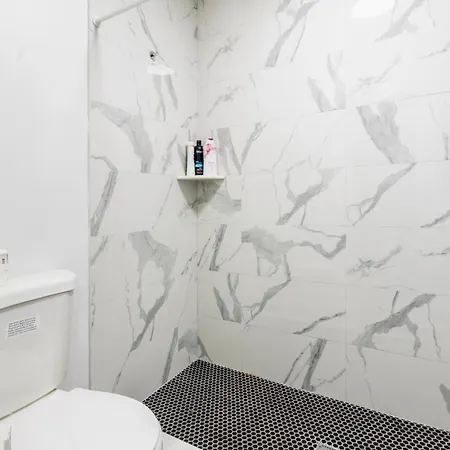 Homelike Suites In The Heart Of China Town New York Exterior photo